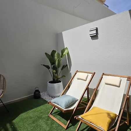 Lagos Loft Frente A La Playa Y Patio Privado