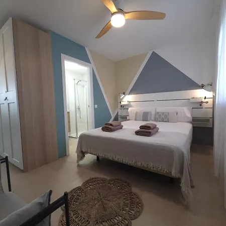 Апартаменты Lagos Loft Frente A La Playa Y Patio Privado *
