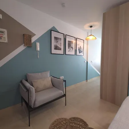 Lagos Loft Frente A La Playa Y Patio Privado Апартаменты El Cotillo (Fuerteventura)