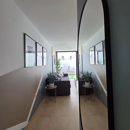 Lagos Loft Frente A La Playa Y Patio Privado 아파트 *